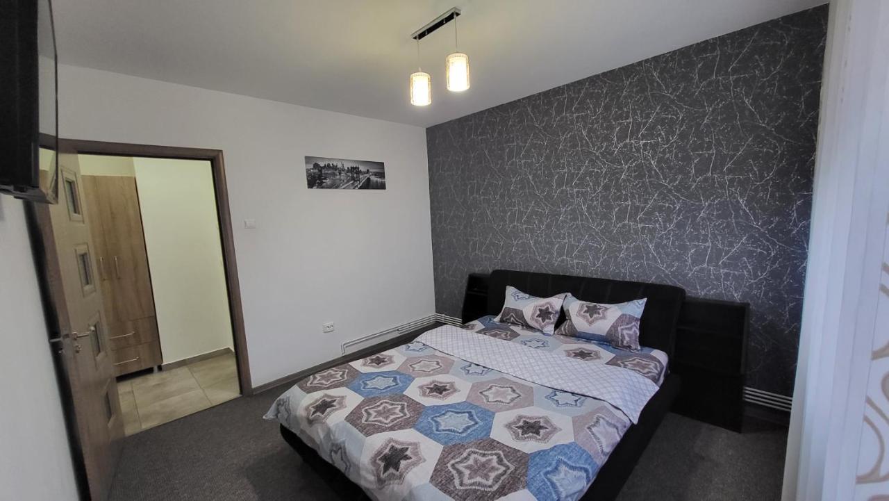 Apartament Navi Onesti Exterior photo